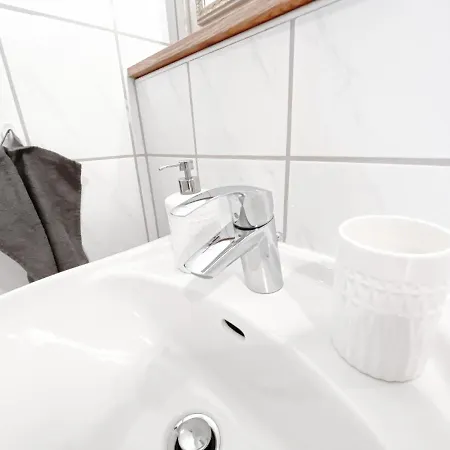 Helle, Moderne Ferienwohnung Nahe Zentrum * Leipzig